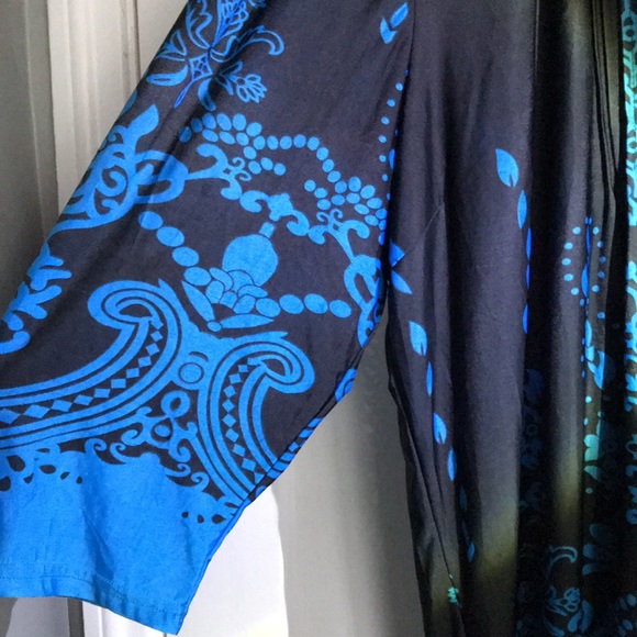 Summer blouse! - Picture 3 of 5